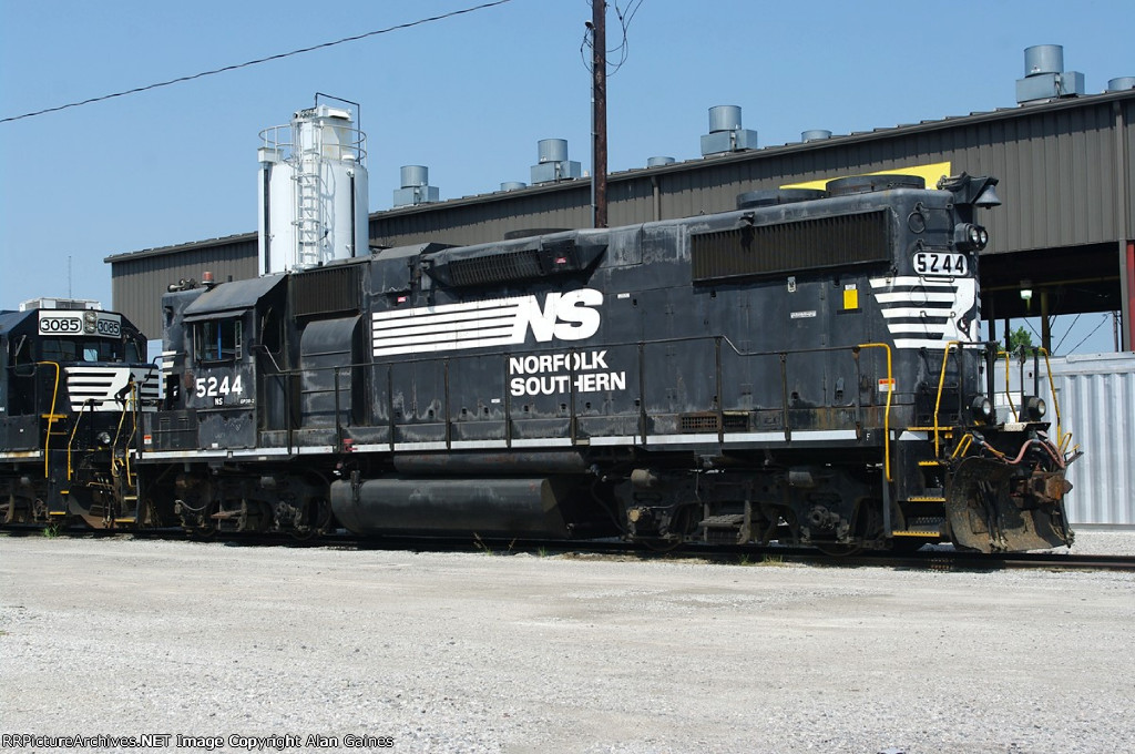 NS 5244